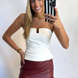 WHITE PLEATHER STRAPLESS TOP