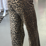 LEOPARD PRINT STRAIGHT FIT JEANS