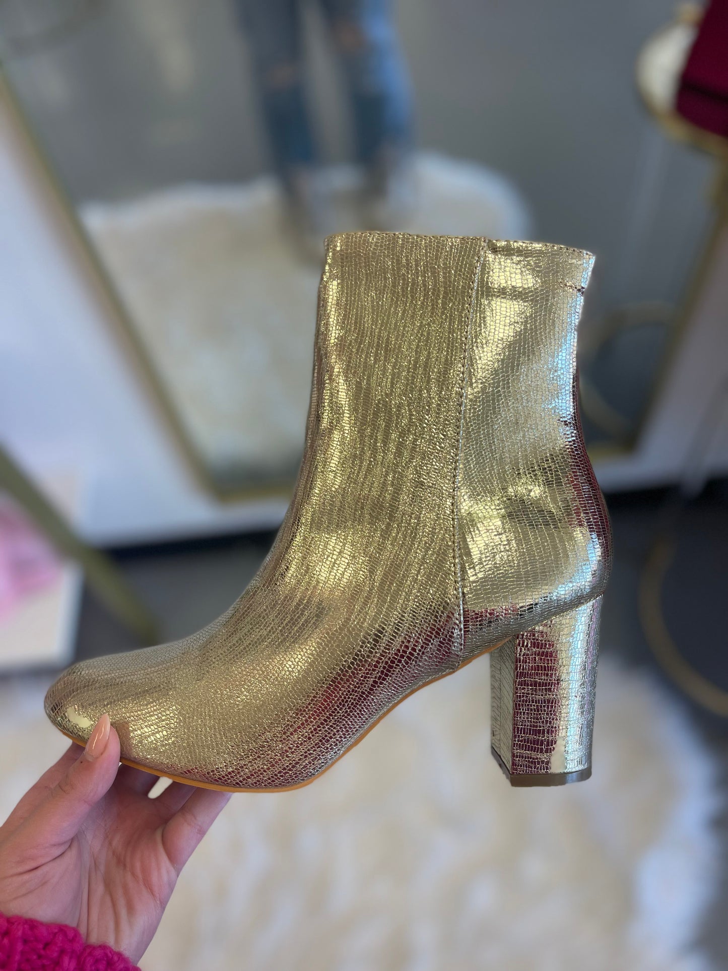 GIA GOLD BOOTIES