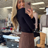 WF BLACK SQUARE NECK STRETCH TOP