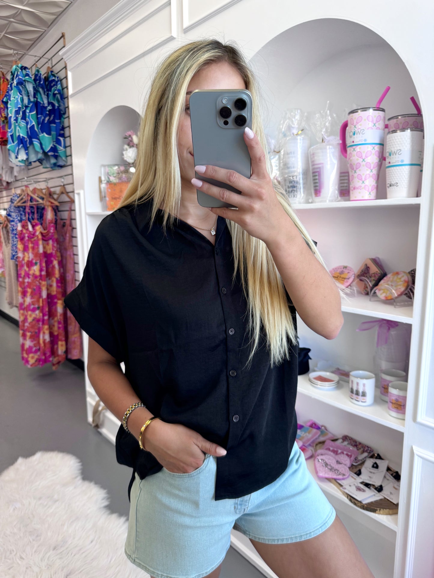 BLACK BUTTON UP BLOUSE