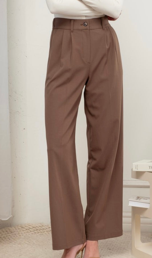 BROWN HIGH WAISTED PLEATED DRESS PANTS