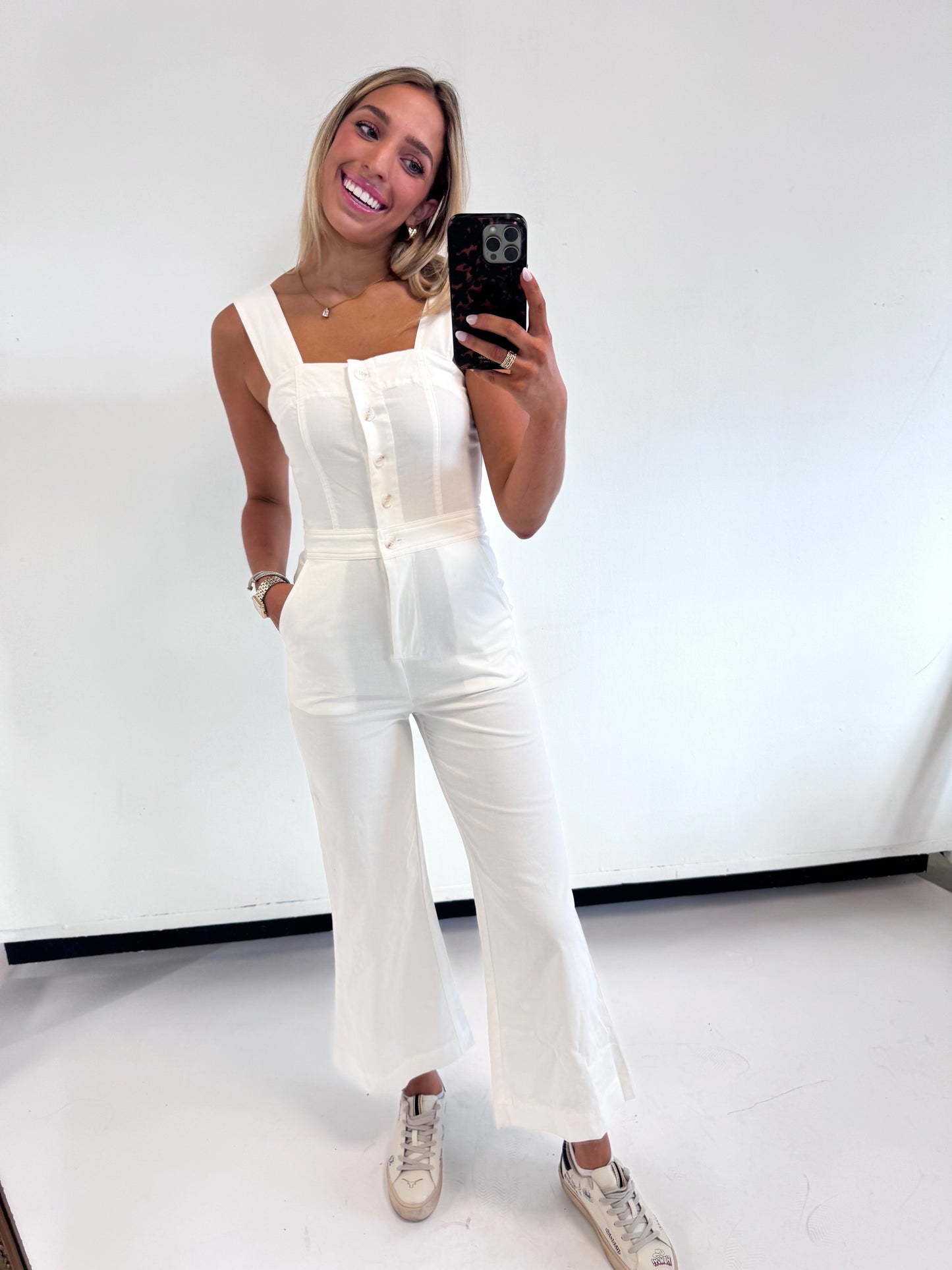 WHITE SQUARE NECK BUTTON JUMPSUIT