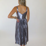 SILVER MIDI PLEATED FLOW DRESS