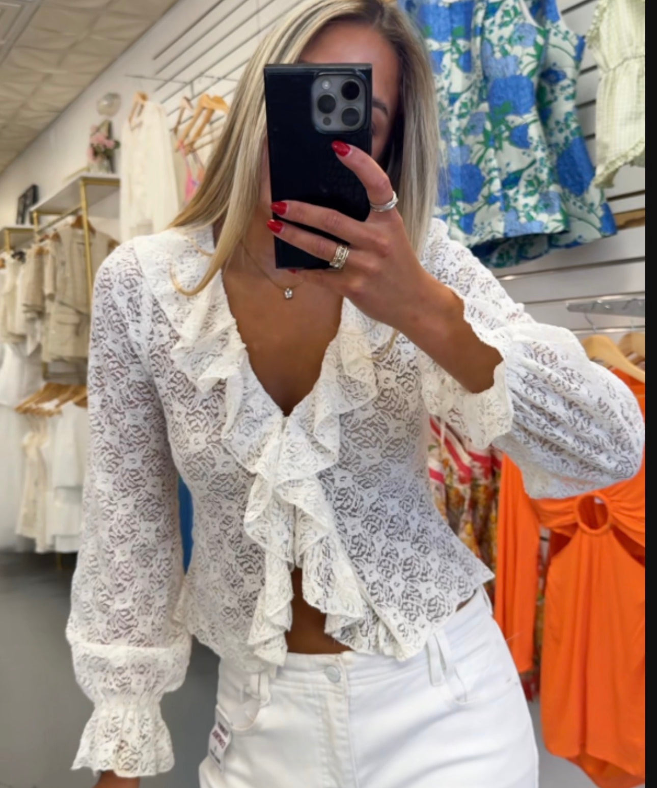 CREAM LONG SLEEVE RUFFLE TOP