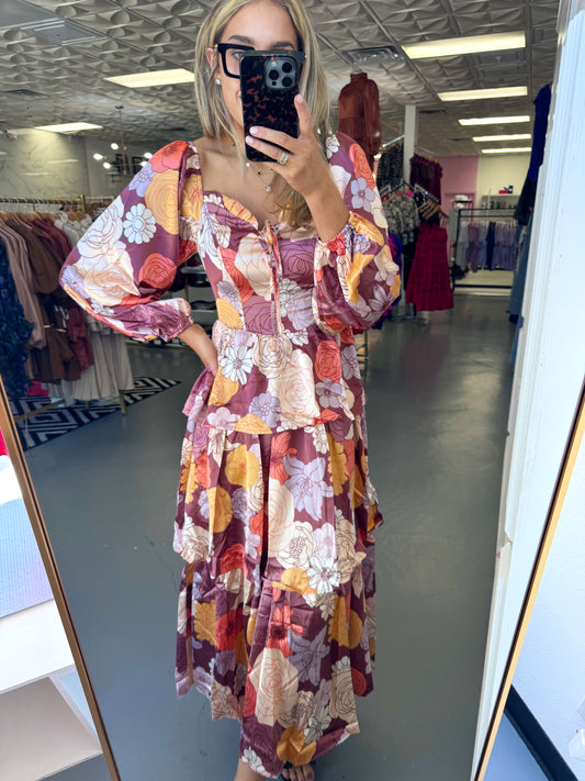 FALL FLORAL PRINT SATIN MAXI DRESS