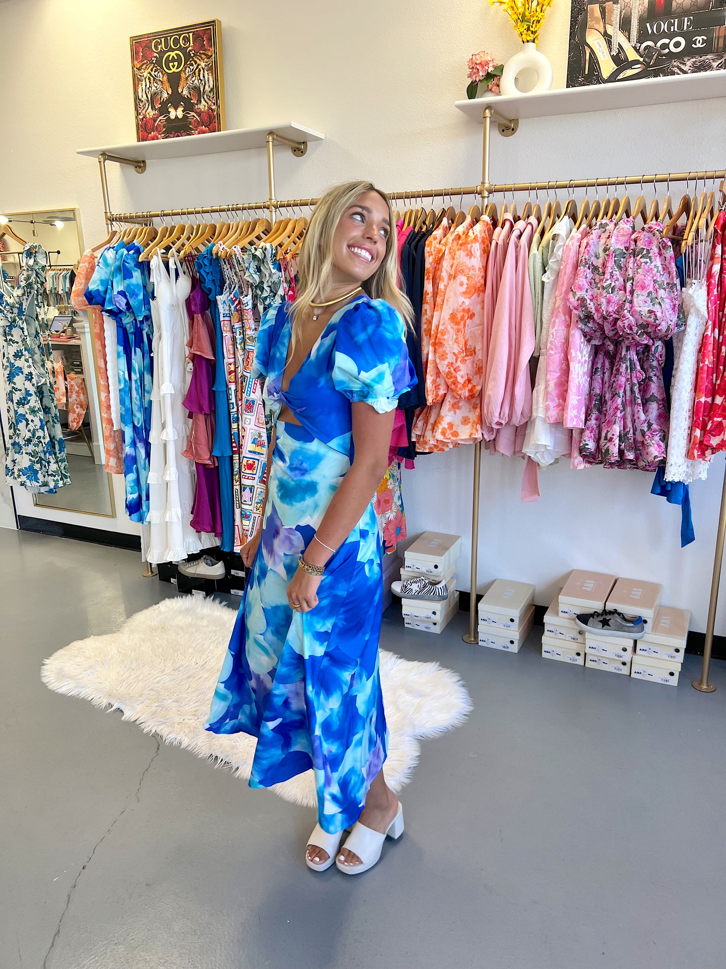 BLUE FLORAL PUFF SLEEVE CUTOUT DRESS