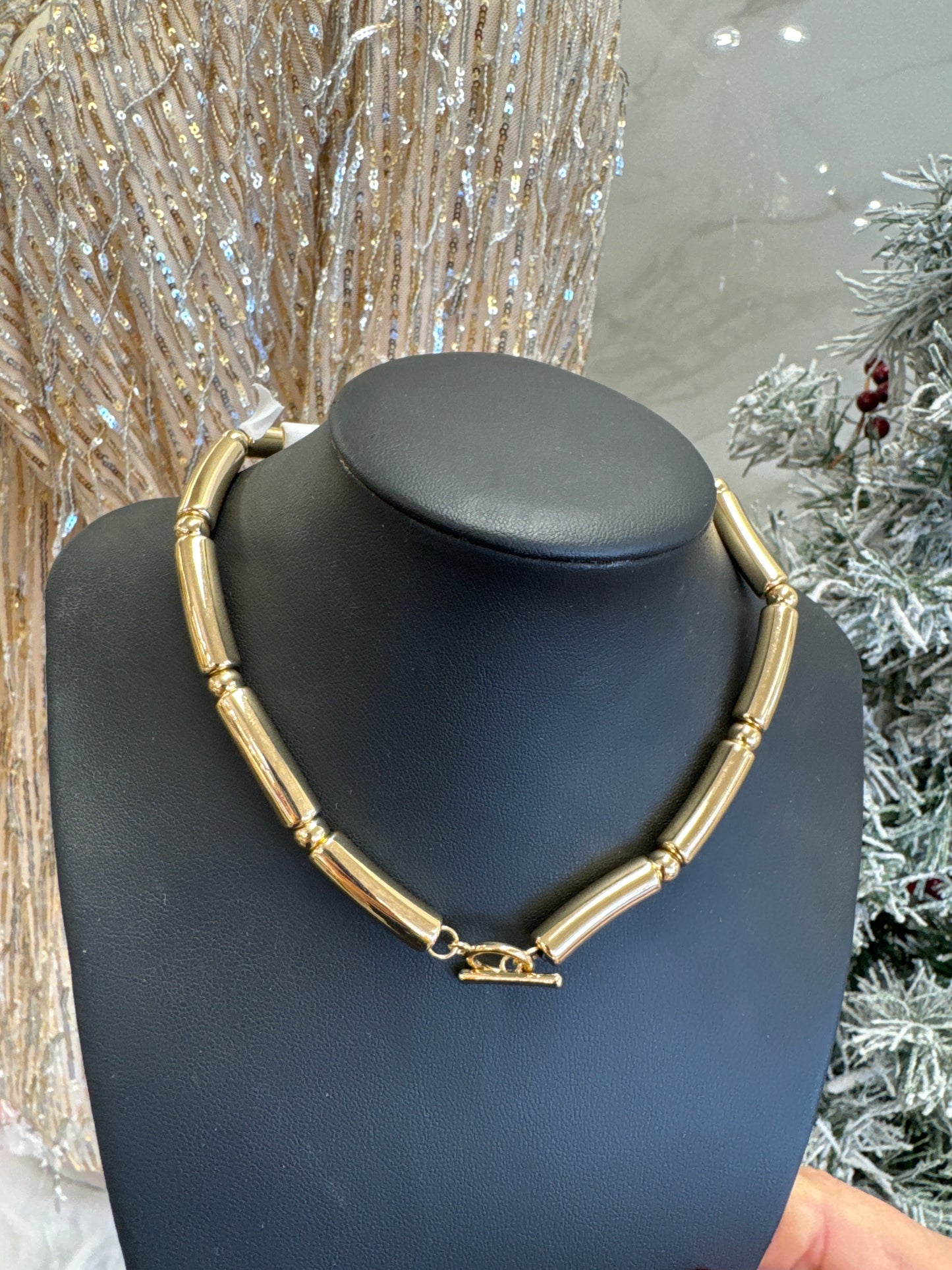 GOLD BAMBOO NECKLACE