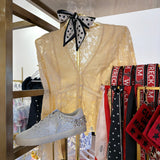 CREAM LACE FLARE SLEEVE TOP