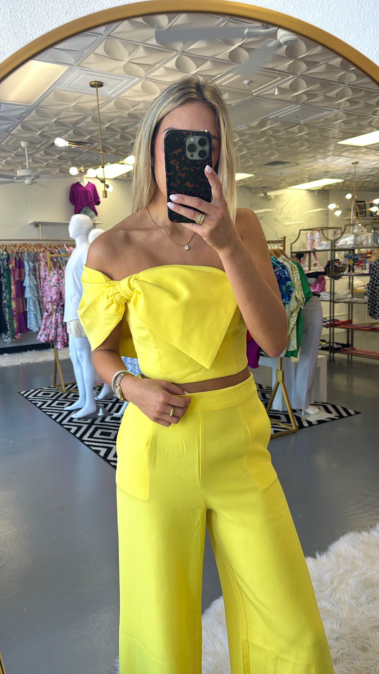 YELLOW BOW ASYMMETRICAL SET