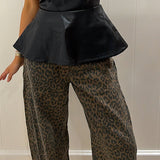 LEOPARD PRINT BARREL JEANS