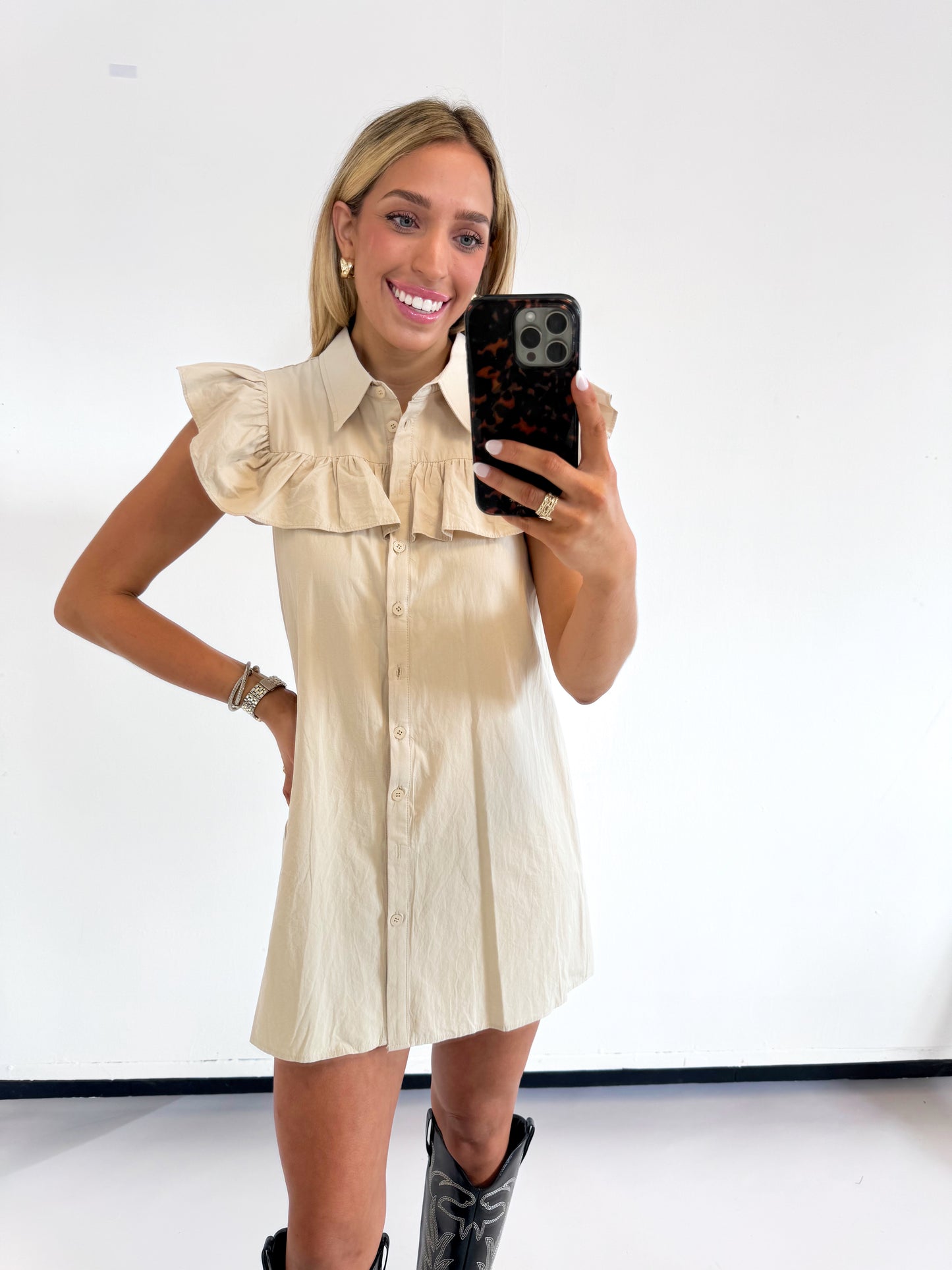 BEIGE COLLARED BUTTON DOWN DRESS