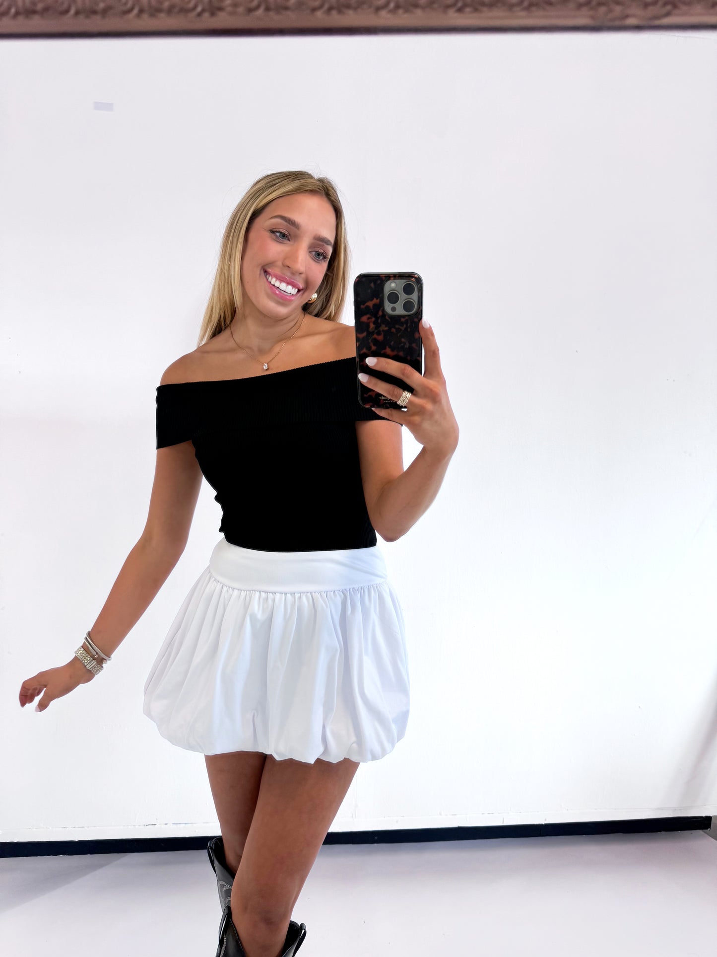 WHITE WAIST BAND BUBBLE SKIRT