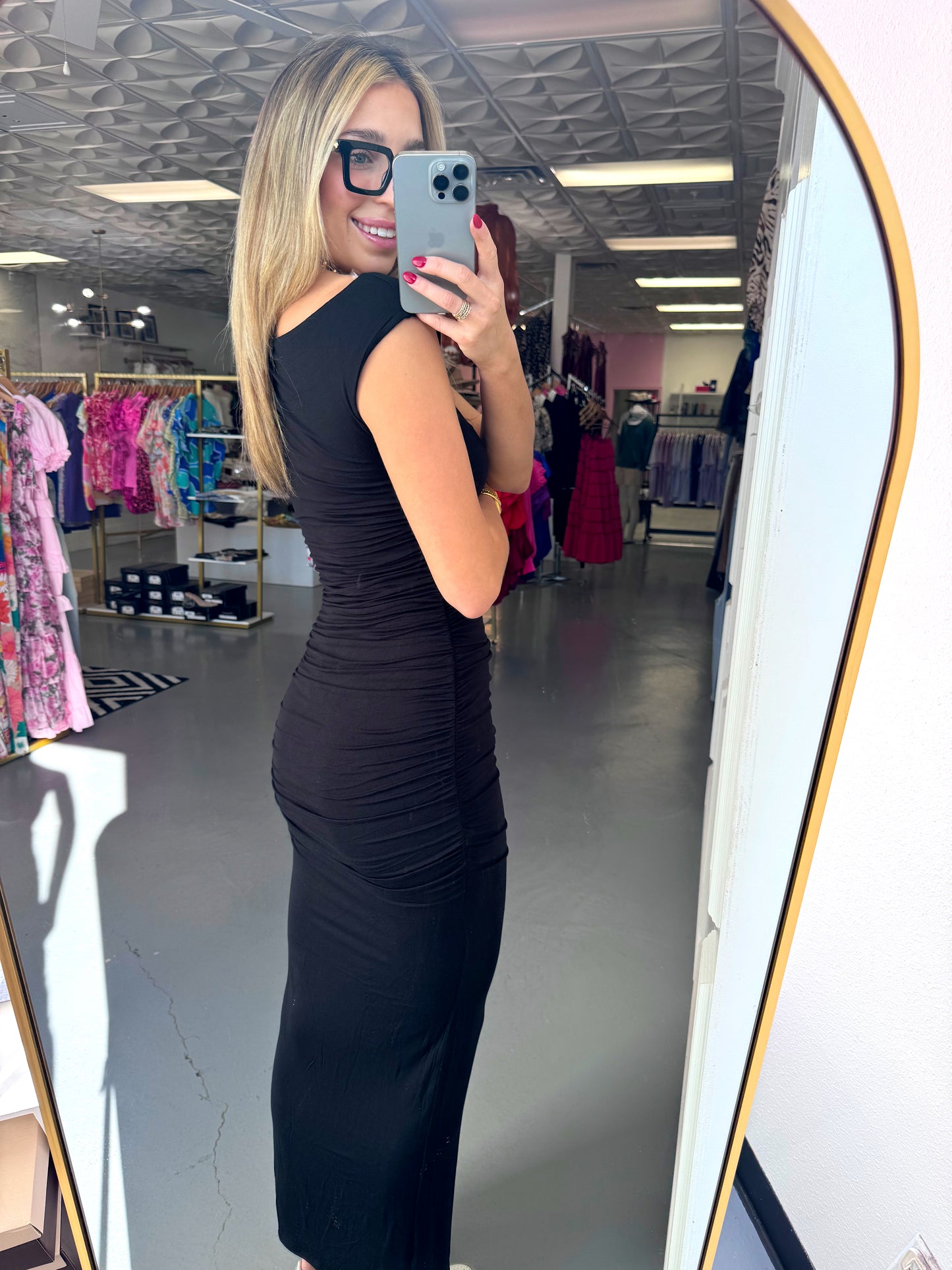 BLACK STRETCHY SCRUNCH DRESS (size medium left)