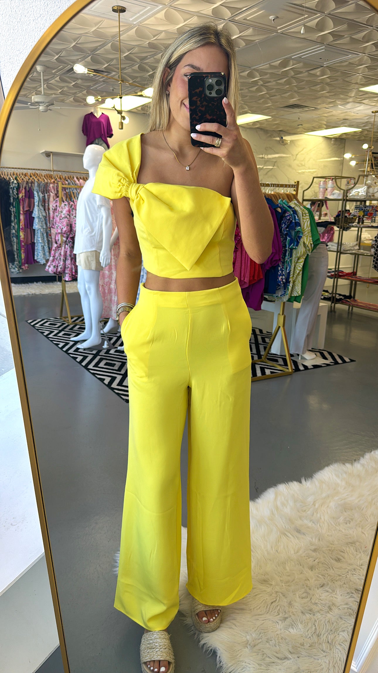 YELLOW BOW ASYMMETRICAL SET