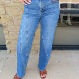 JBD ASYMETRIC STRAIGHT JEANS