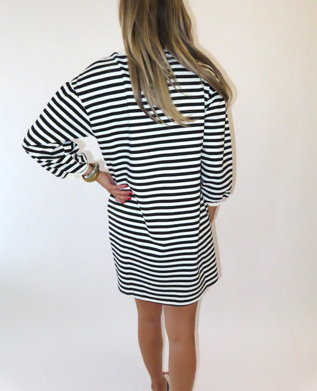 BLACK/ WHITE STRIPED SHIRT DRESS WITH POCKETS