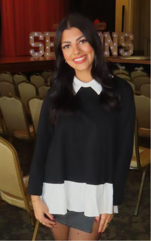 BLACK\ WHITE STRIPED COLLARED SWEATER