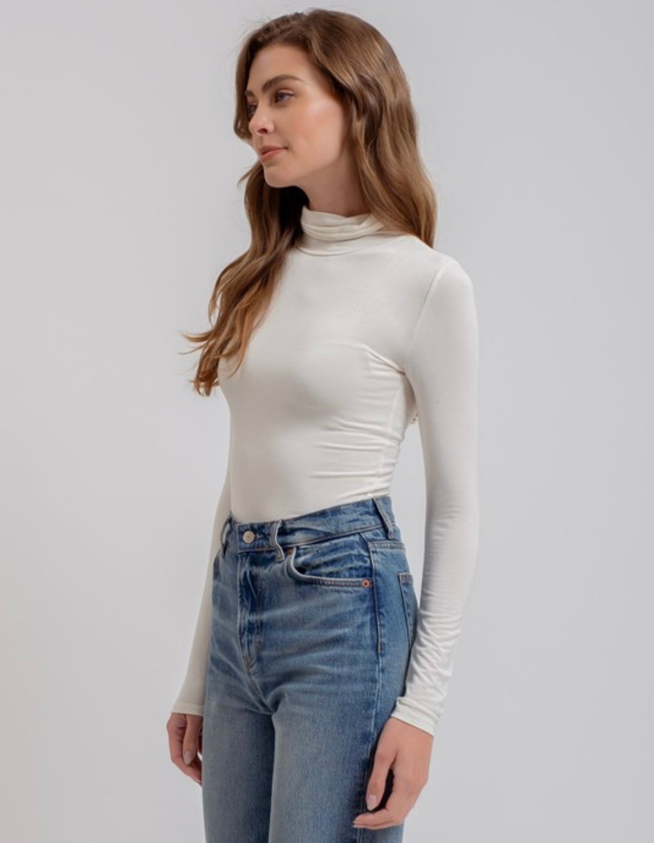 CREAM SOLID TURTLENECK LONG SLEEVE KNIT TOP