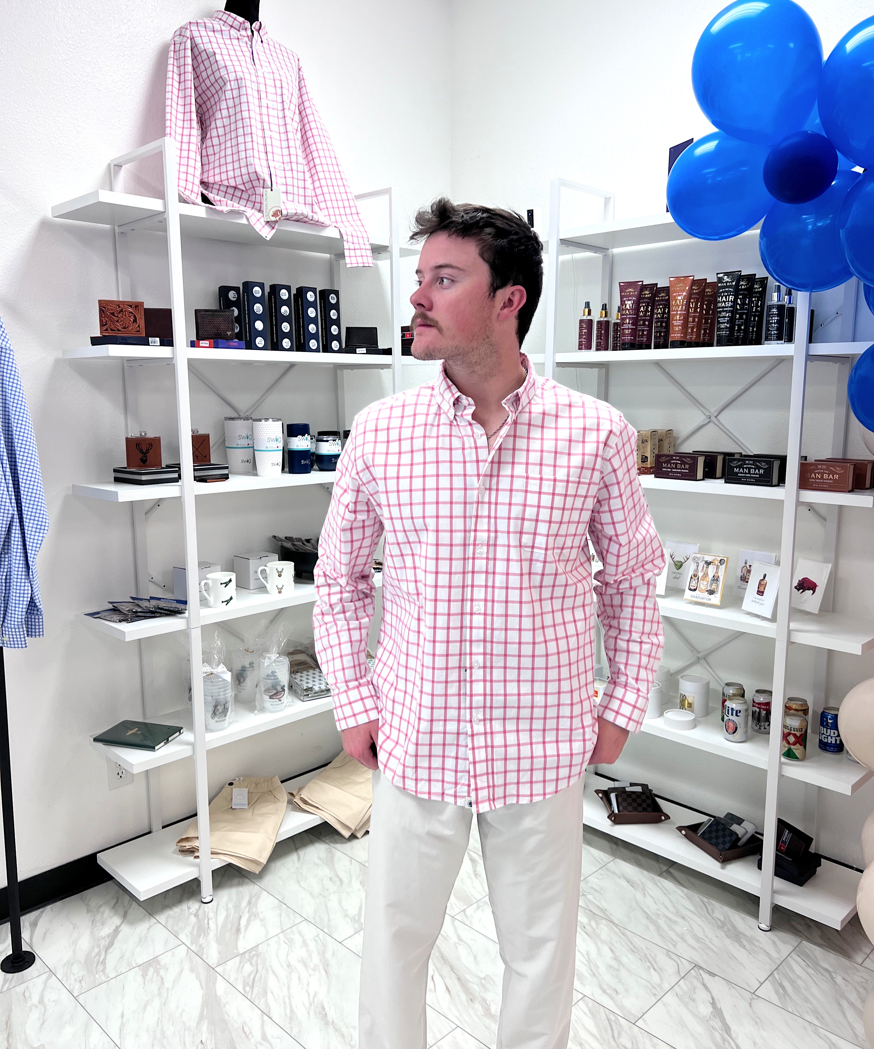 BIENVILLE WOVEN SHIRT (size medium left)