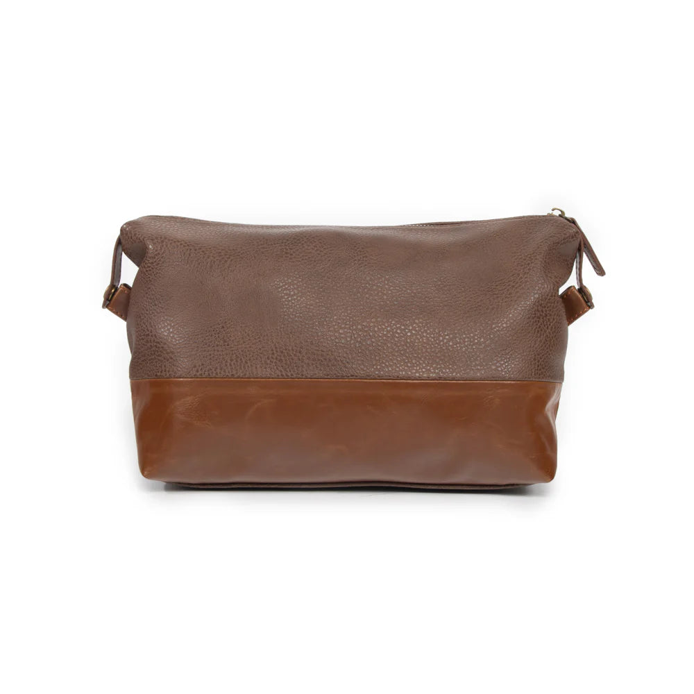 THE OXFORD TOILETRY BAG - CHOCOLATE BROWN