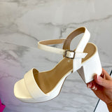 WHITE STRAP PLATFORM HEEL (size 6.5 left)