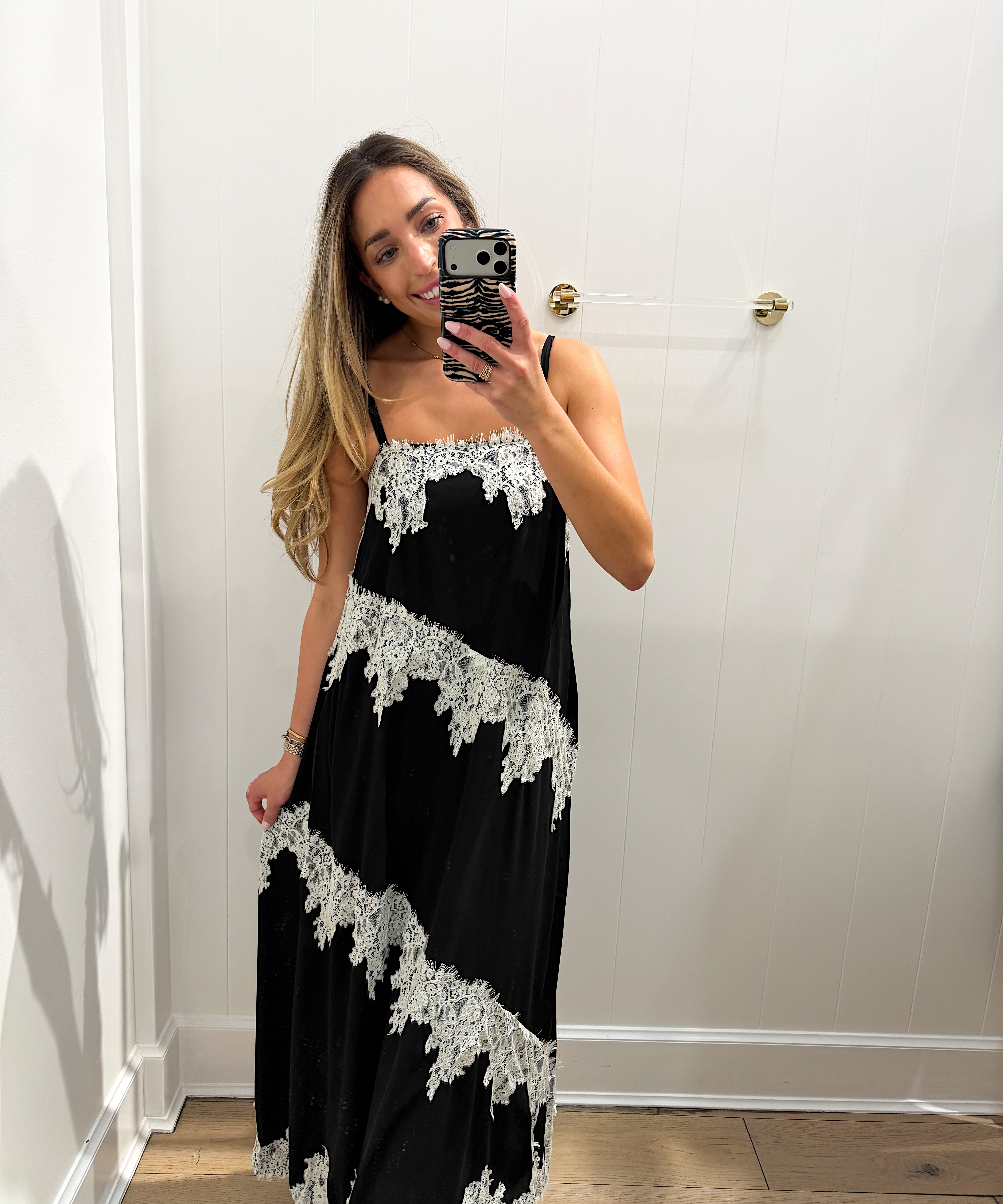 LBK BLACK CONTRAST LACE TRIM MAXI DRESS