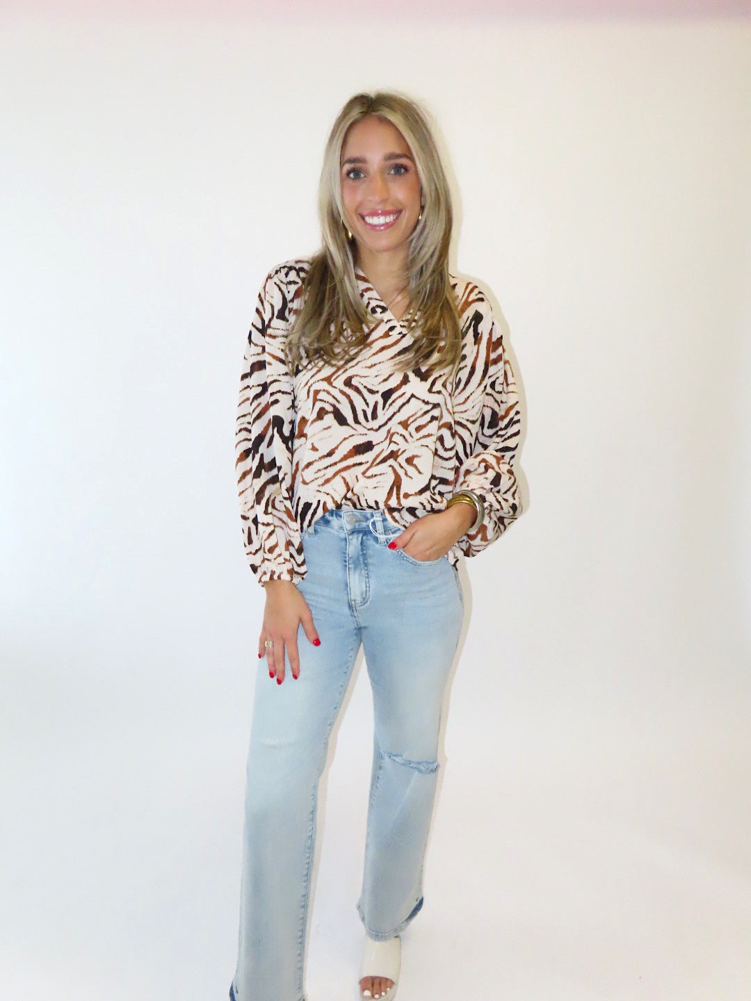 ANIMAL PRINT TOFFEE LONGSLEEVE BLOUSE