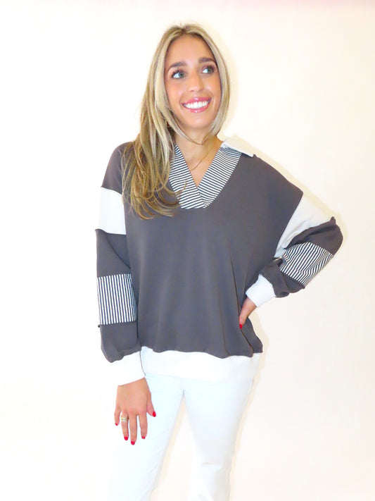 CHARCOAL STRIPED COLLARED PULLOVER