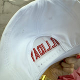 VINTAGE WHITE HOLLIDAY HAT