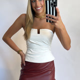 WHITE PLEATHER STRAPLESS TOP