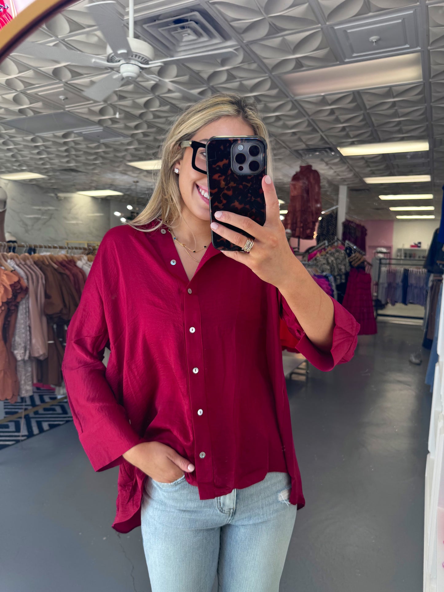 BURGUNDY SOLID BUTTON UP TOP