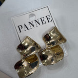 GOLD TWIRL STUDD EARRINGS