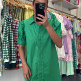 KELLY GREEN BUTTON SCALLOPED DRESS