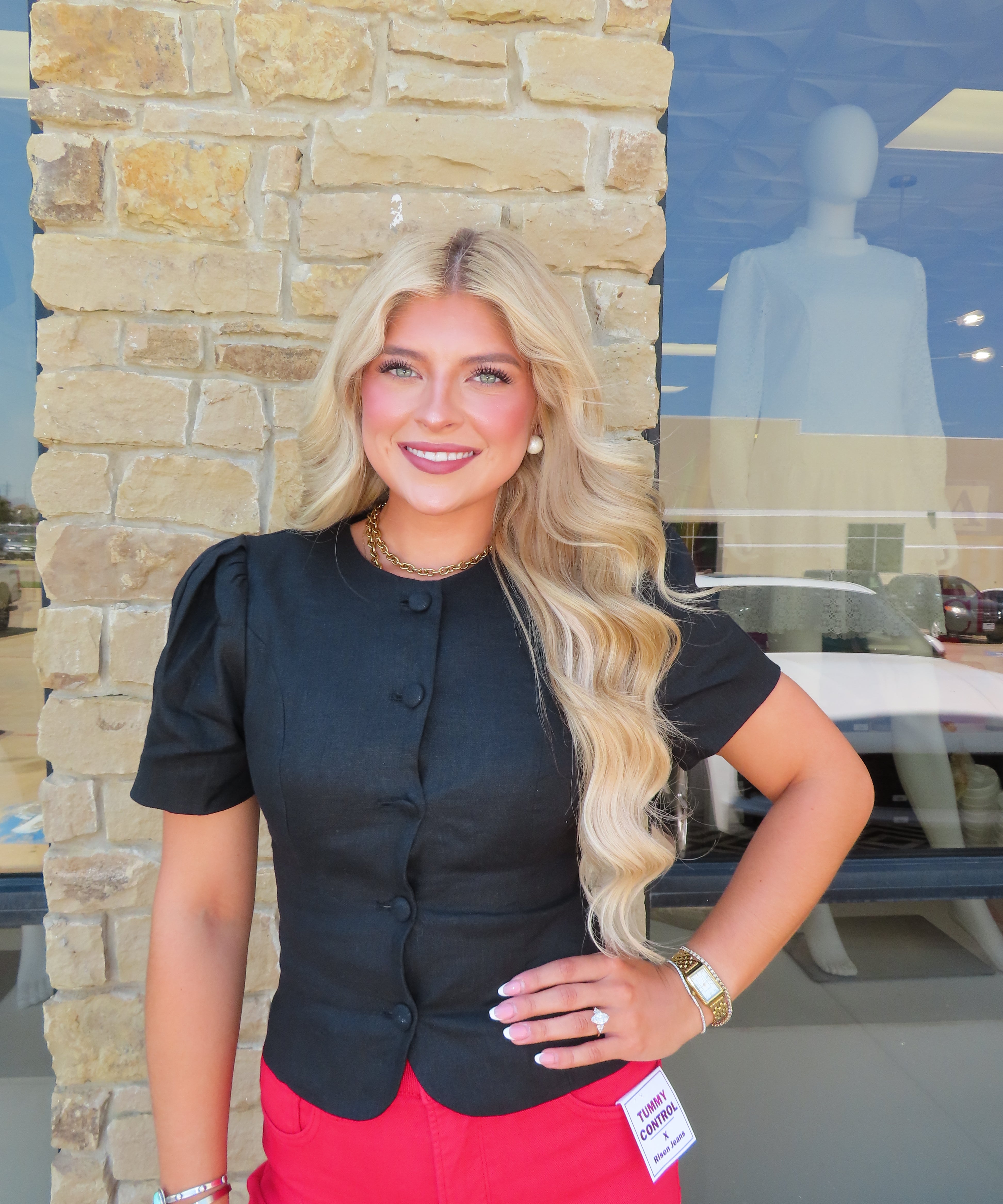 BLACK BUTTON PUFF SLEEVE TOP