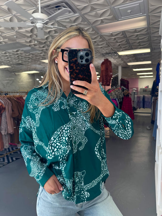 HUNTER GREEN CHEETA BUTTON BLOUSE