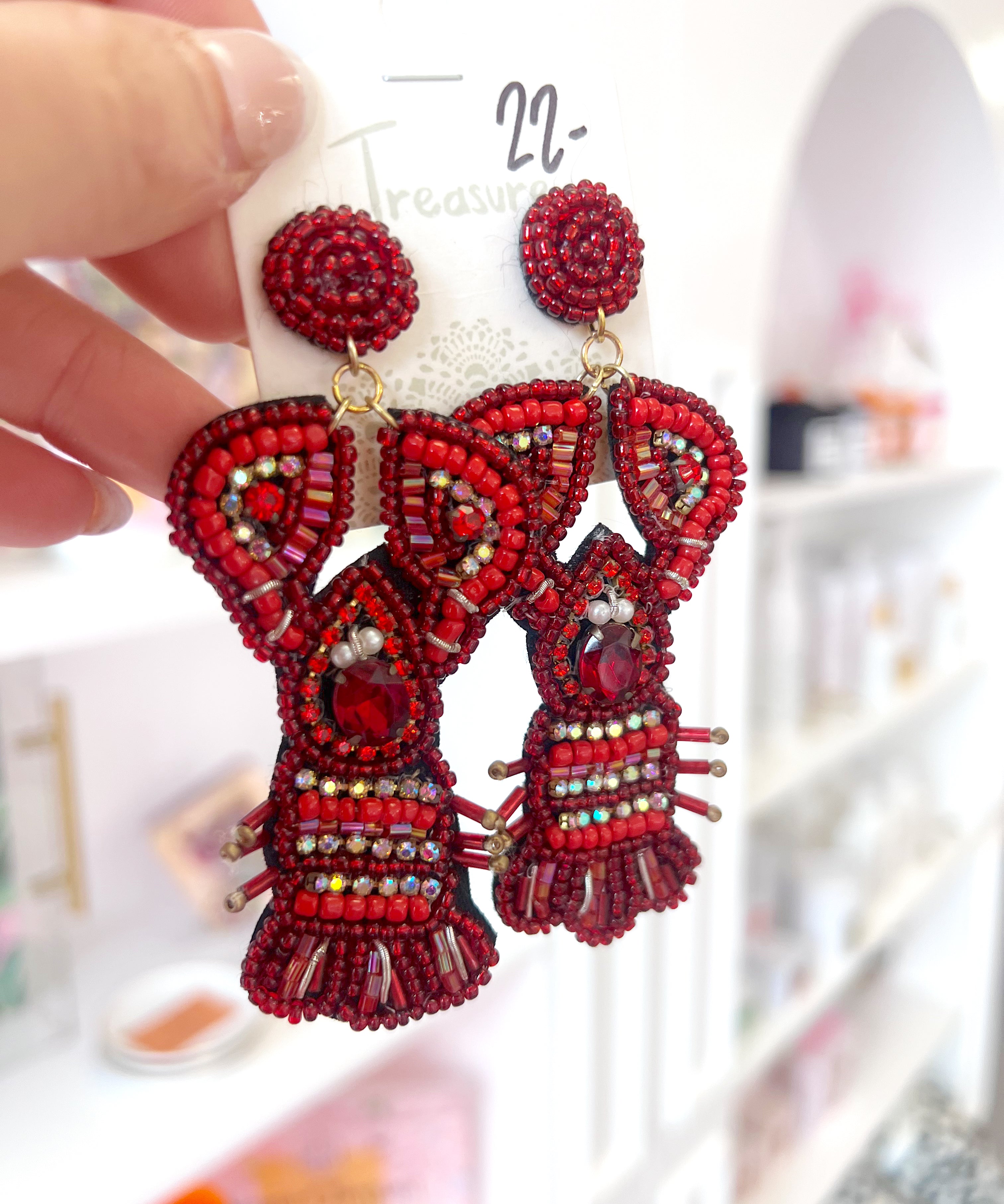 LOBSTER BEADED EARRINGS
