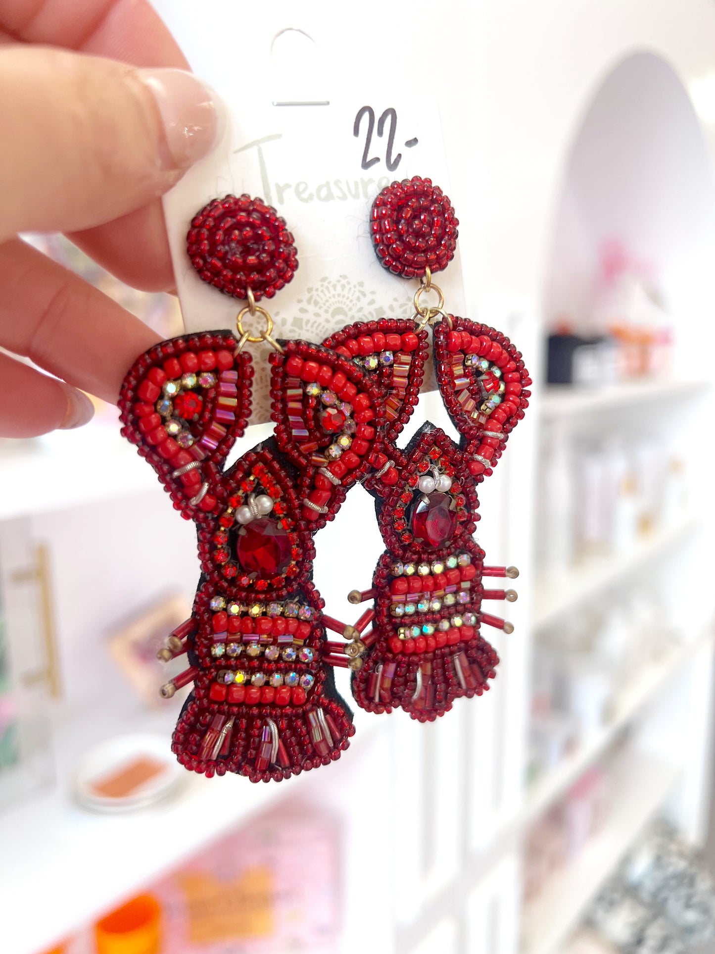 LOBSTER BEADED EARRINGS