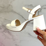 WHITE STRAP PLATFORM HEEL (size 6.5 left)