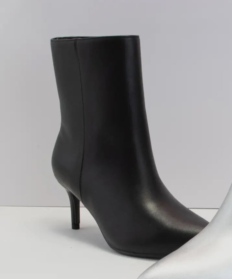 Black Kitten Stilleto Heel Bootie