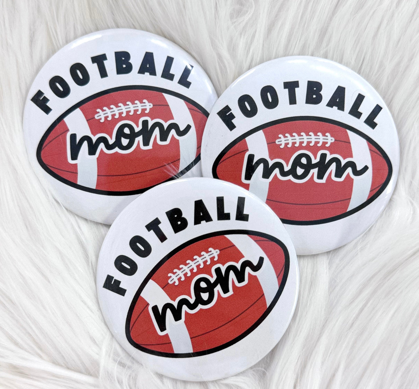 FOOTBALL MOM BUTTON