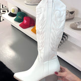 WHITE EMBROIDERY WESTERN BOOTS