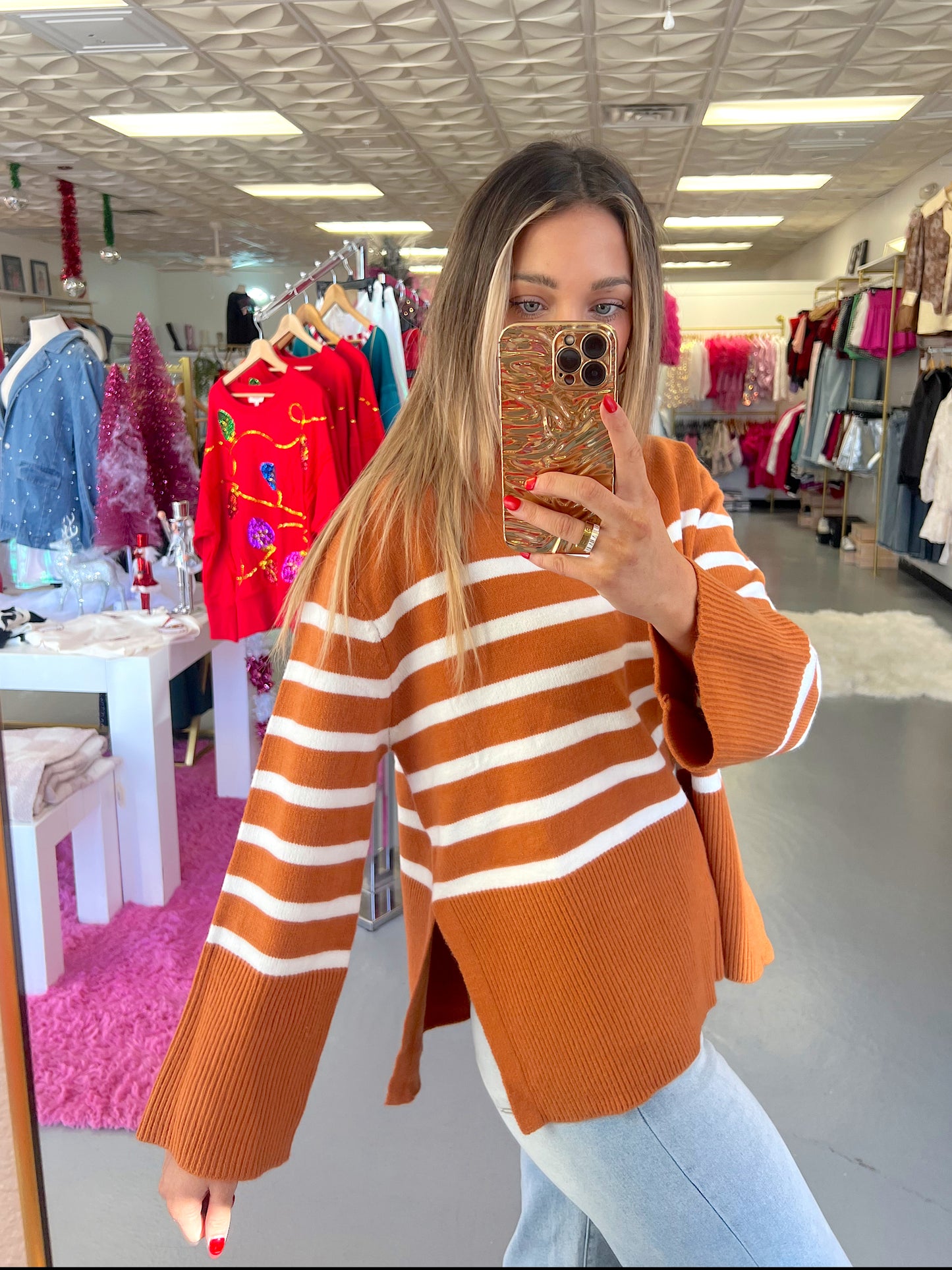 RUST HEM STRIPED SWEATER