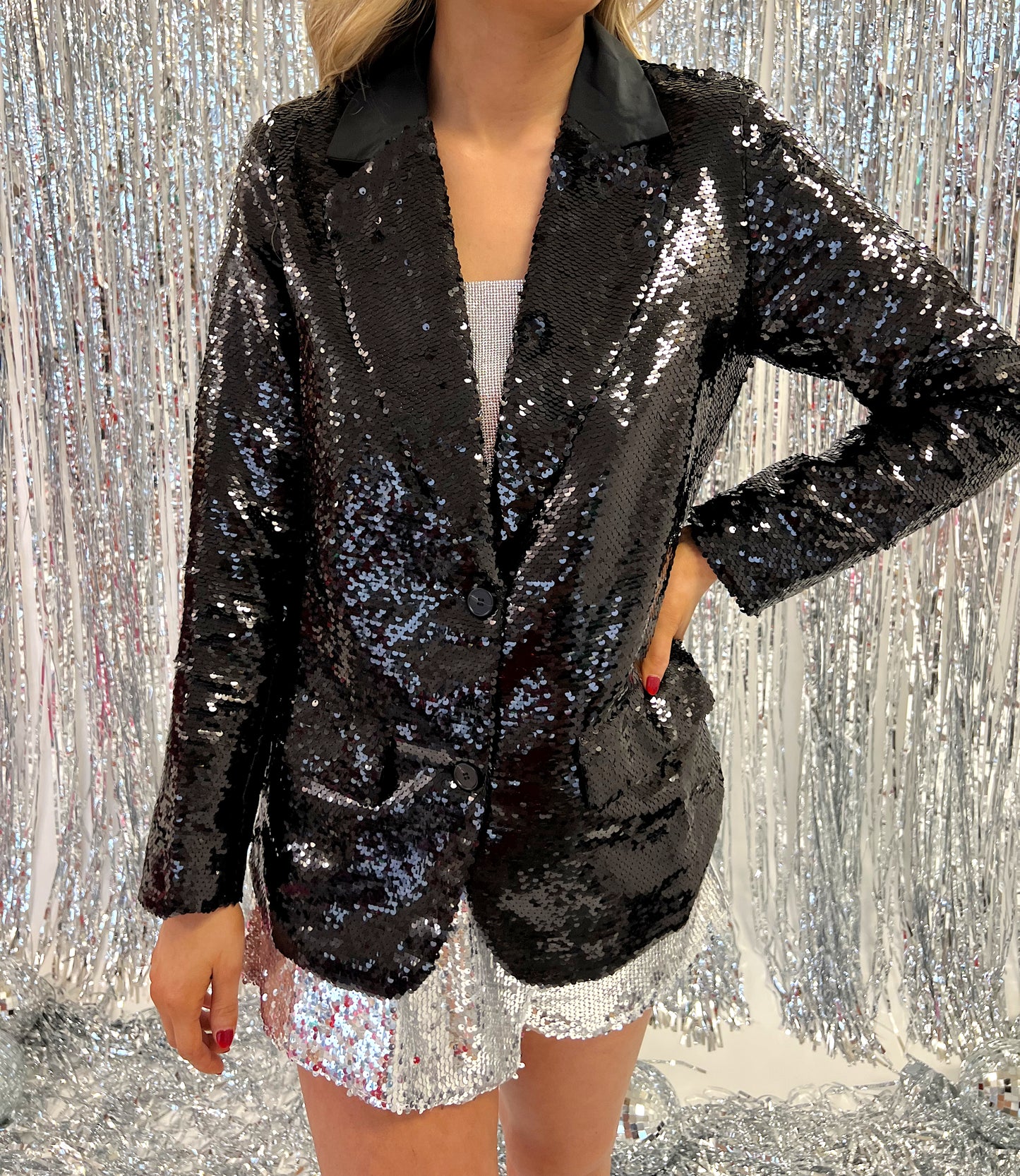 BLACK SEQUIN BLAZER