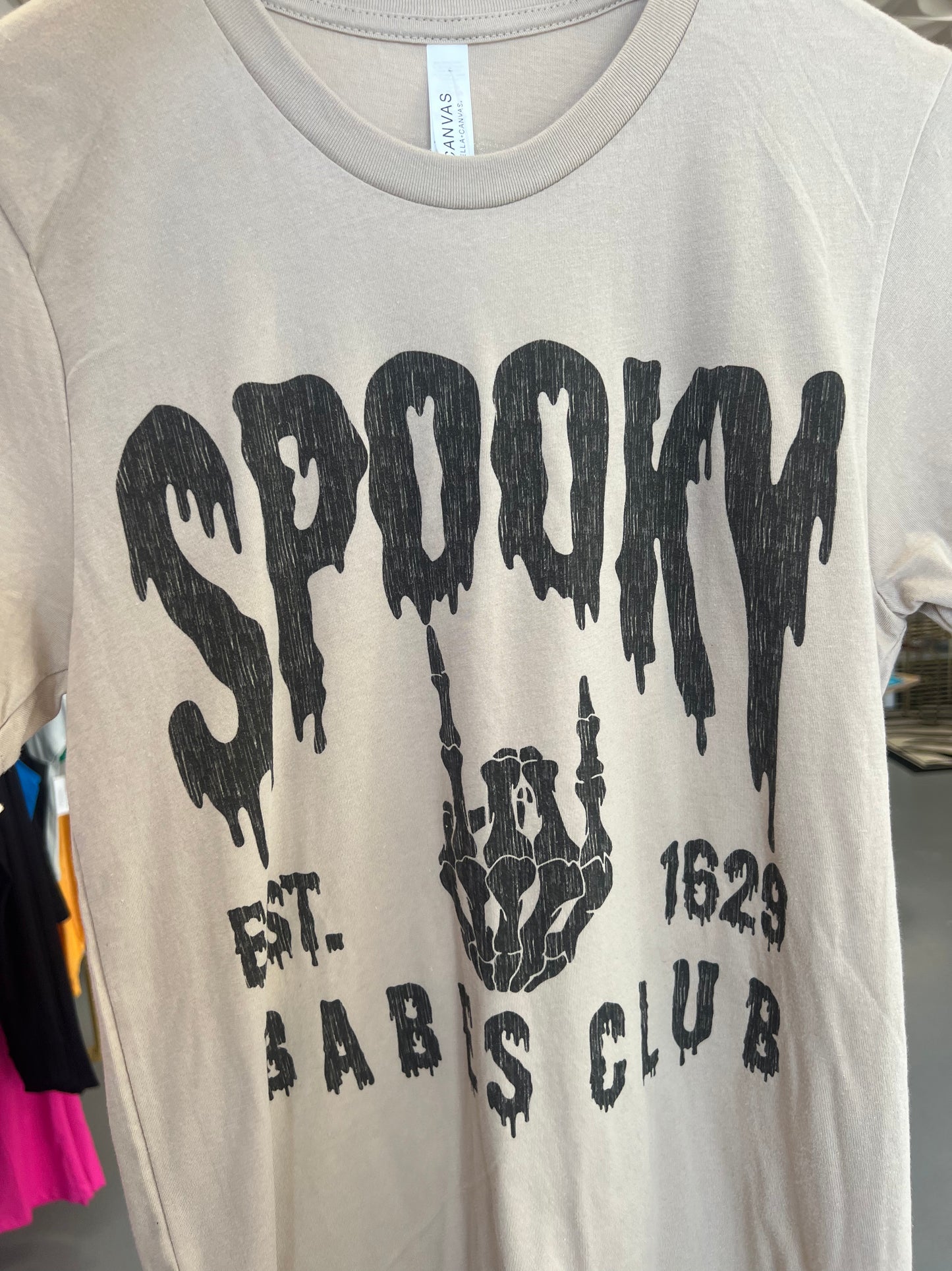 SPOOKY BABES GRAPHIC TEE