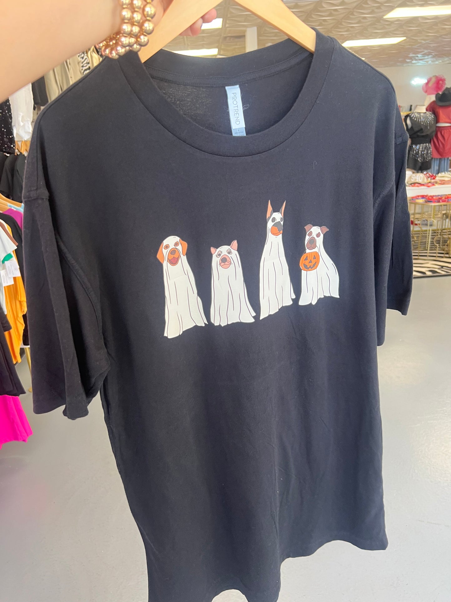 HALLOWEEN DOG GRAPHIC TEE