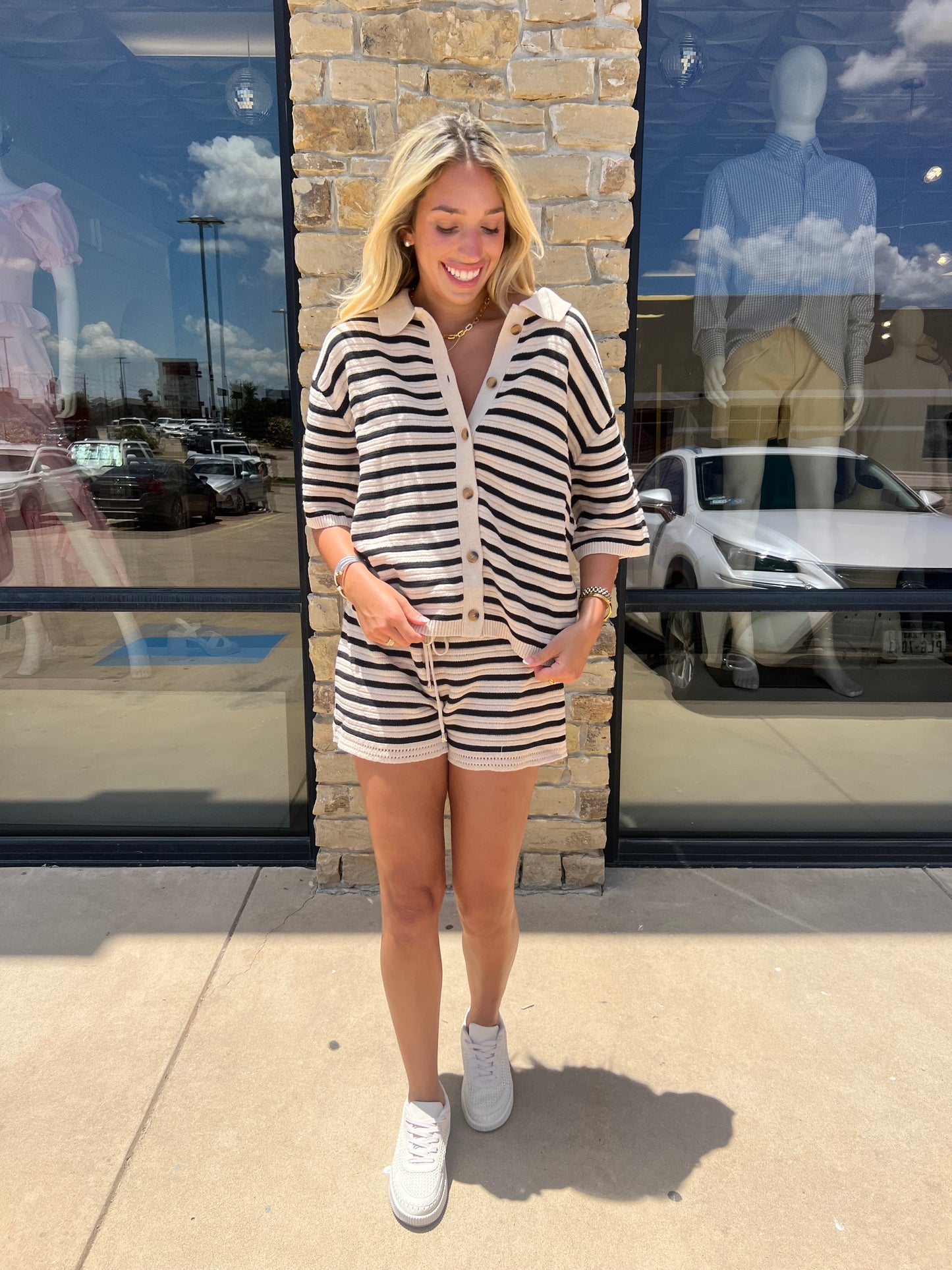 BEIGE STRIPED BUTTON TOP