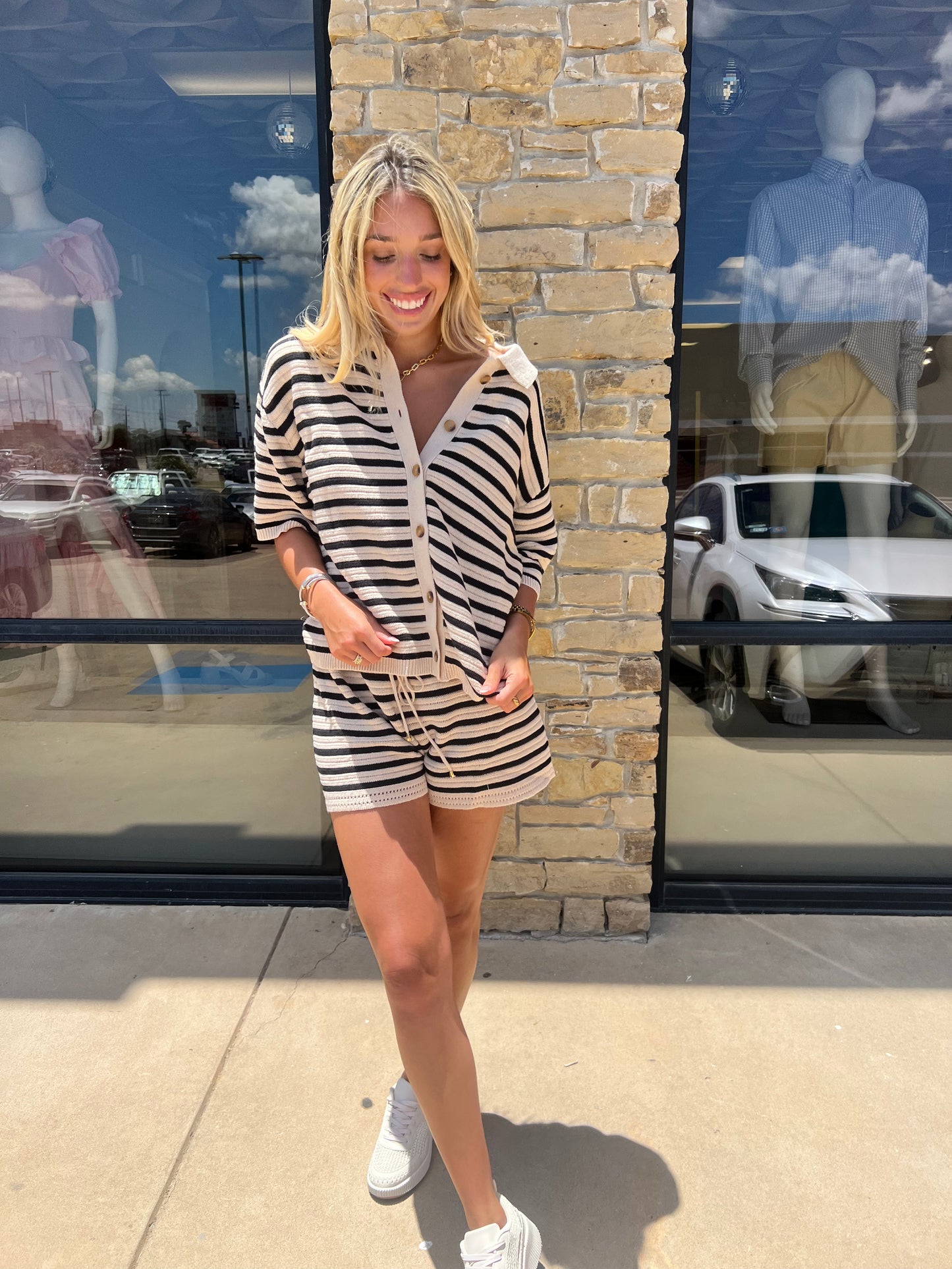 BEIGE STRIPED BUTTON TOP