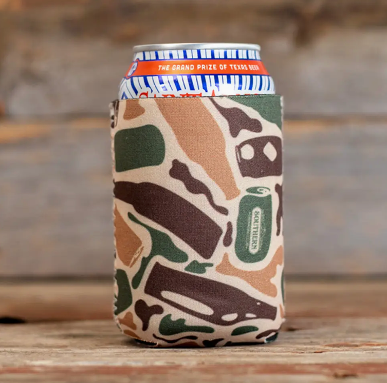 BACKWOODS CAMO CAN COOLER