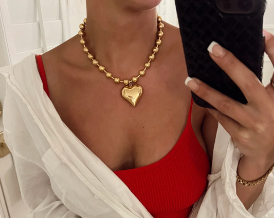 CHUNKY GOLD HEART NECKLACE